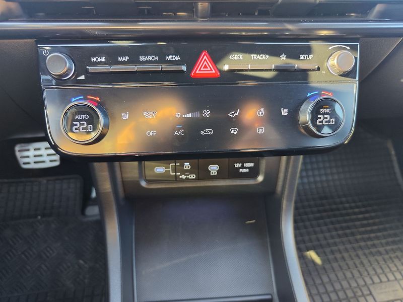 Hyundai Tucson 1.6 T-GDI/212kW N-Line PHEV AT - fotka 23 z 33