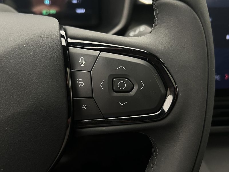 Lynk & Co 01 MORE PHEV AUT CZ 1.maj - fotka 24 z 52