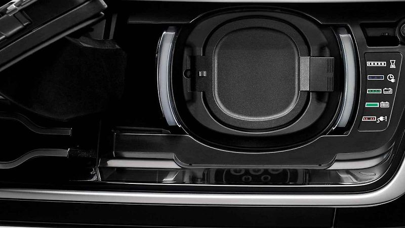 Range Rover Sport SVR.