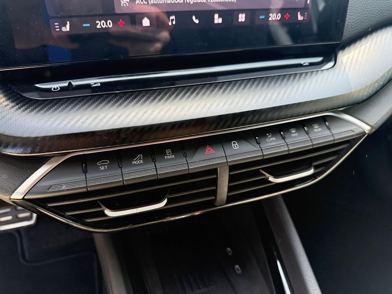 Škoda Octavia Sportline 2.0 TDI 110kw DSG Co - fotka 18 z 26
