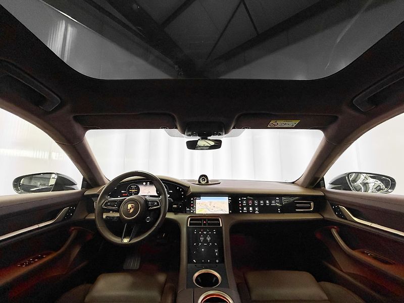 Porsche Taycan 4S PERFORMANCE PLUS, NIGHT VIS - fotka 26 z 33