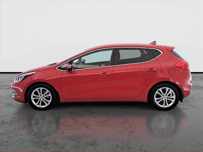 Kia Ceed (2015) 1.6 GDI, Navi, Tempomat - fotka 3 z 20