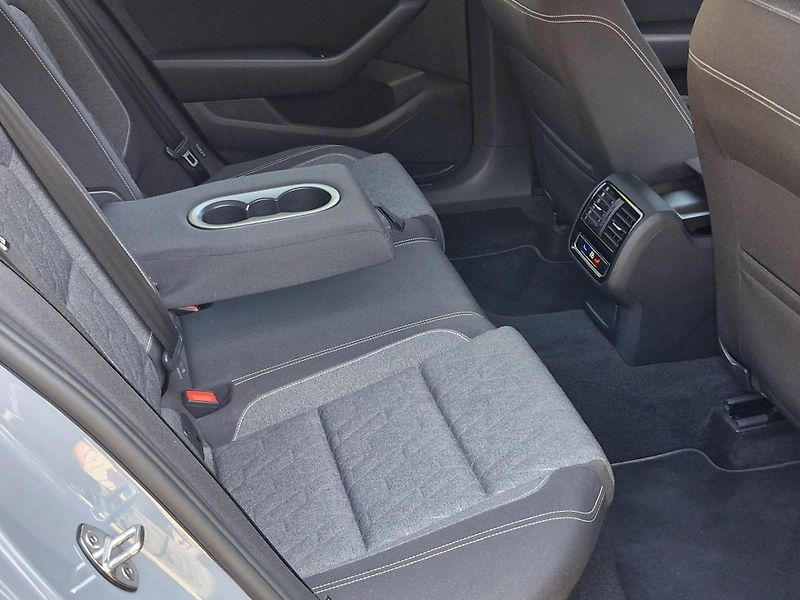 Volkswagen Passat 2,0TDi BMT 110kw DSG, Business - fotka 14 z 43