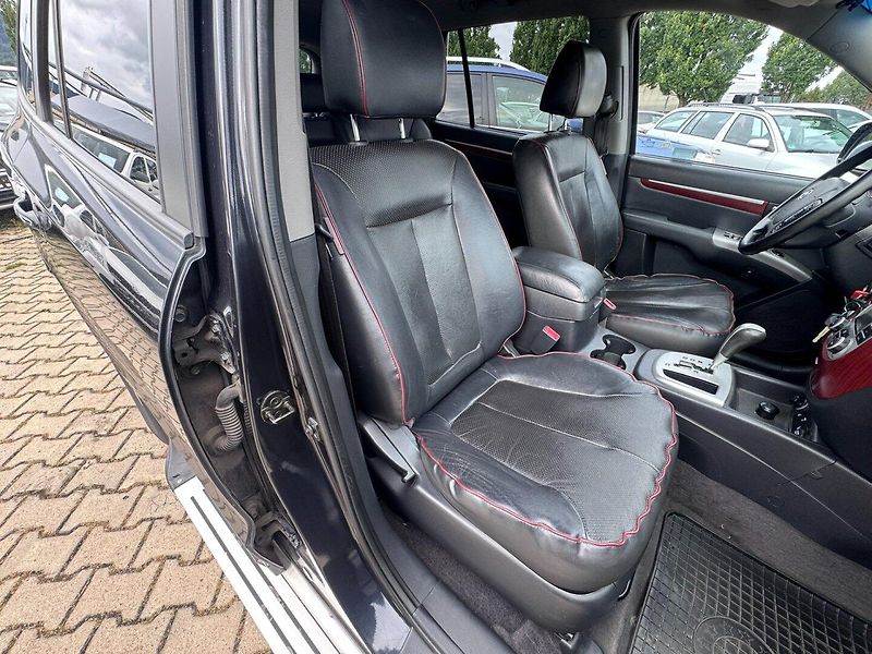 Hyundai Santa Fe (2007) 4X4 2,2CRDI 114KW 7 MÍST AUTOM - fotka 37 z 50