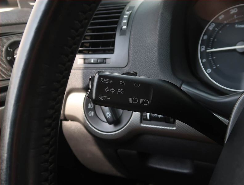 Škoda Octavia (2007) Elegance 1.6, Serv.kniha - fotka 19 z 19