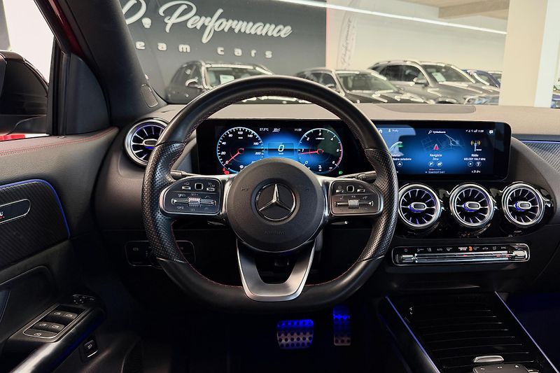Mercedes-Benz GLA (2021) GLA 220d 4Matic AMG Line - fotka 35 z 121