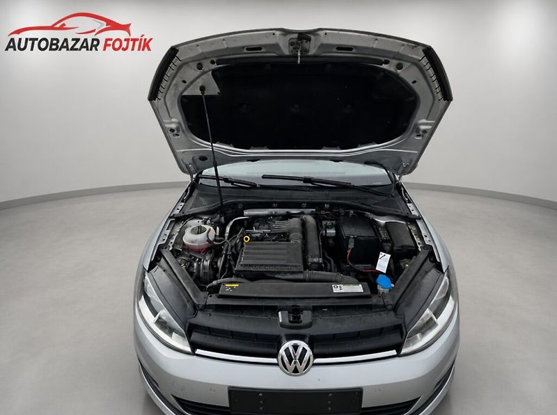 Volkswagen Golf Variant (2015) 1.2 TSi 81KW Trendline - fotka 22 z 24