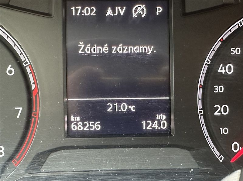 Volkswagen T-Roc 1,5 TSI 150PS  Trendline DSG - fotka 37 z 49