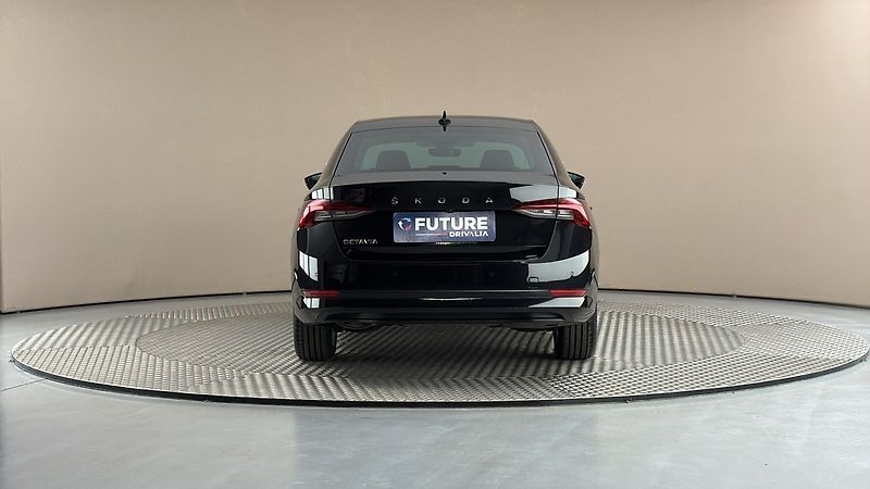 Škoda Octavia 2.0 TDI Style - fotka 5 z 29