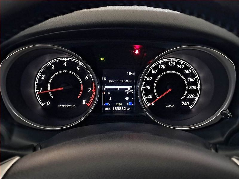 Mitsubishi ASX (2010) 1.6 MIVEC, Tempomat - fotka 11 z 15