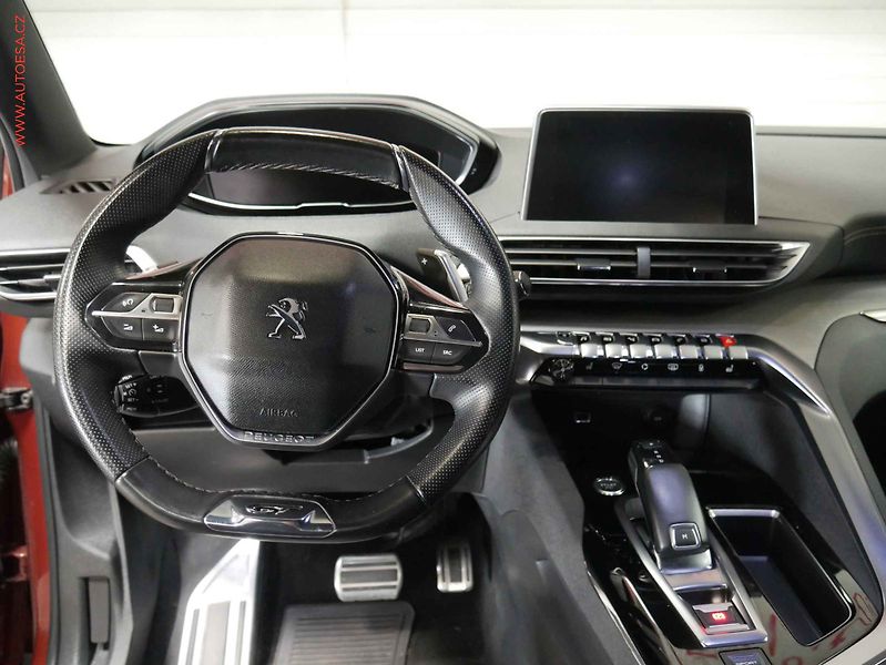 Peugeot 3008 (2018) 2.0HDi, AT, LED, navi - fotka 11 z 25