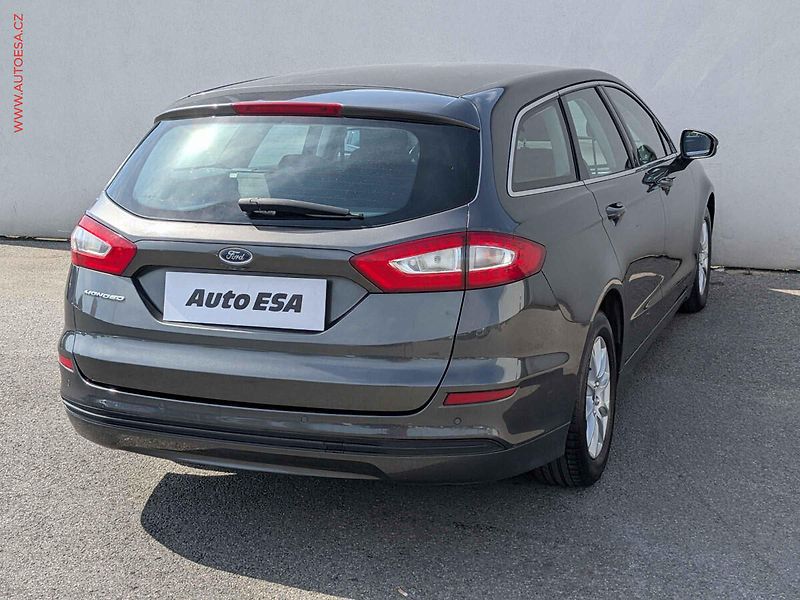 Ford Mondeo (2017) 1.5 EB, AC, tempo, park.asist - fotka 4 z 15