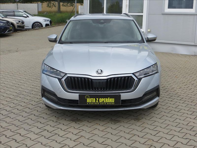 Škoda Octavia 2,0 TDI 85kW Ambition ČR - fotka 2 z 26