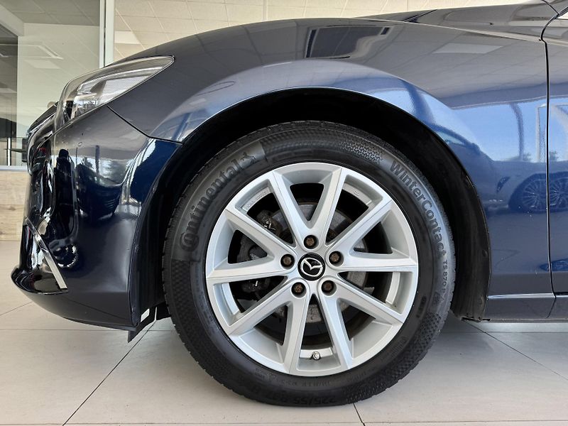 Mazda 6 2,2 SkyActiv-D*129kW*4x4*AUT - fotka 38 z 39