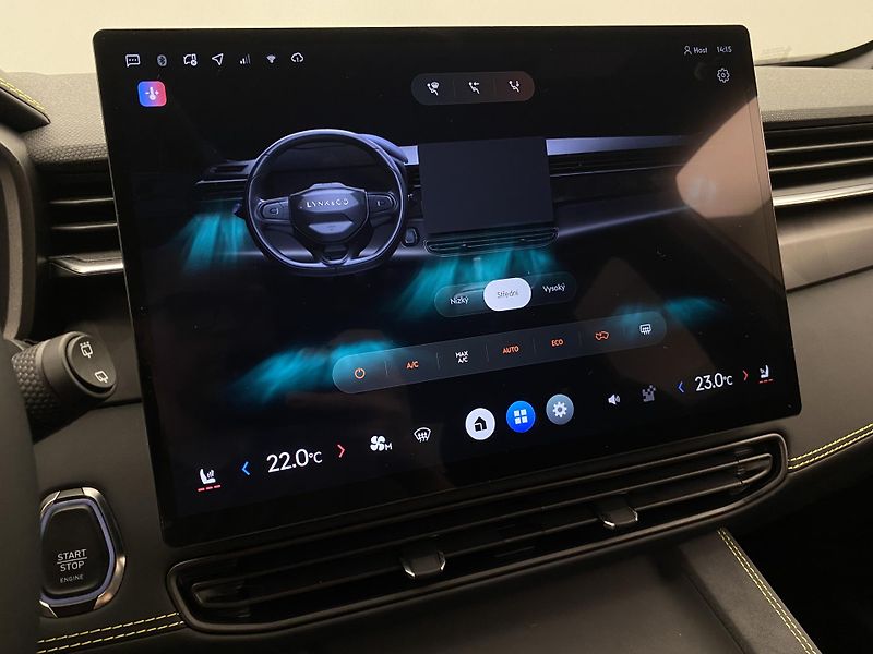 Lynk & Co 01 (2025) 01 CORE PHEV - fotka 81 z 82