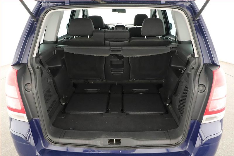 Opel Zafira (2010) 1.6, 7 míst, jezdí výborně - fotka 13 z 13