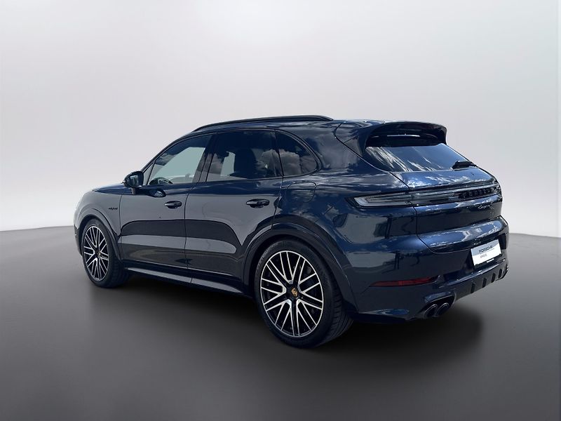 Porsche Cayenne (2025) S E-Hybrid - fotka 3 z 23