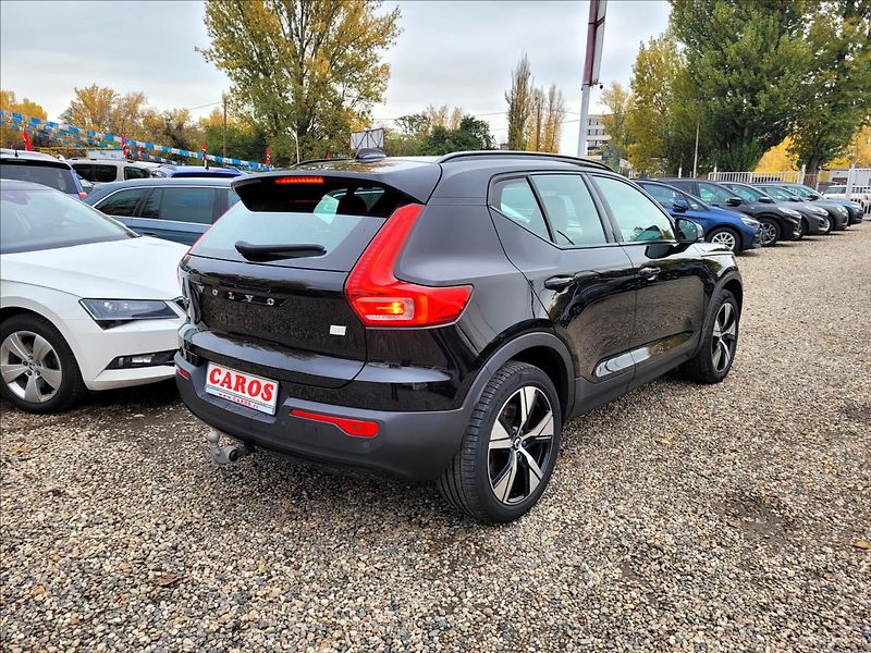 Volvo XC40 0,0 twin plus 300kw 78kWH 4x4 - fotka 6 z 49