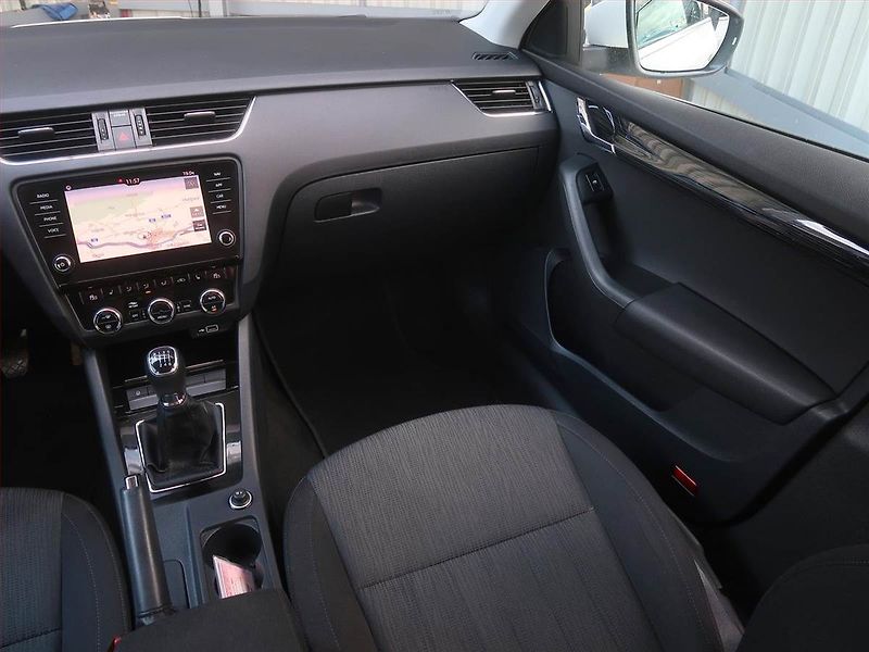 Škoda Octavia (2018) Style 2.0 TDI, Navi, Tempomat - fotka 8 z 18