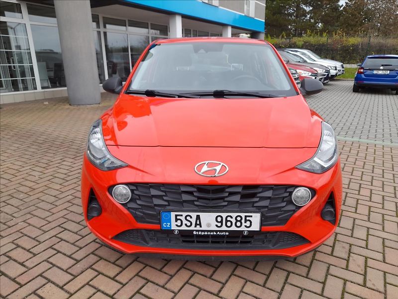 Hyundai i10 1,0 MPi AUTOMAT - fotka 3 z 18