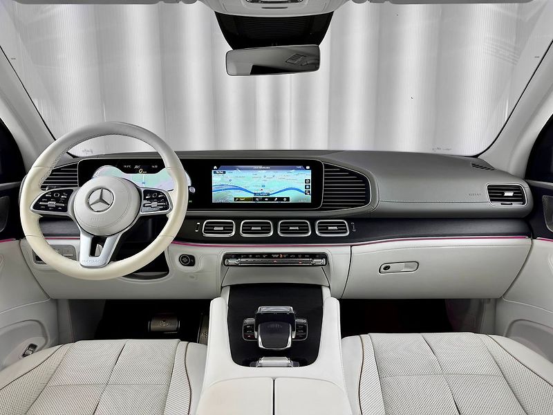 Mercedes-Benz GLS 600 4M MANUFACTUR, AIRMATIC, M - fotka 9 z 31