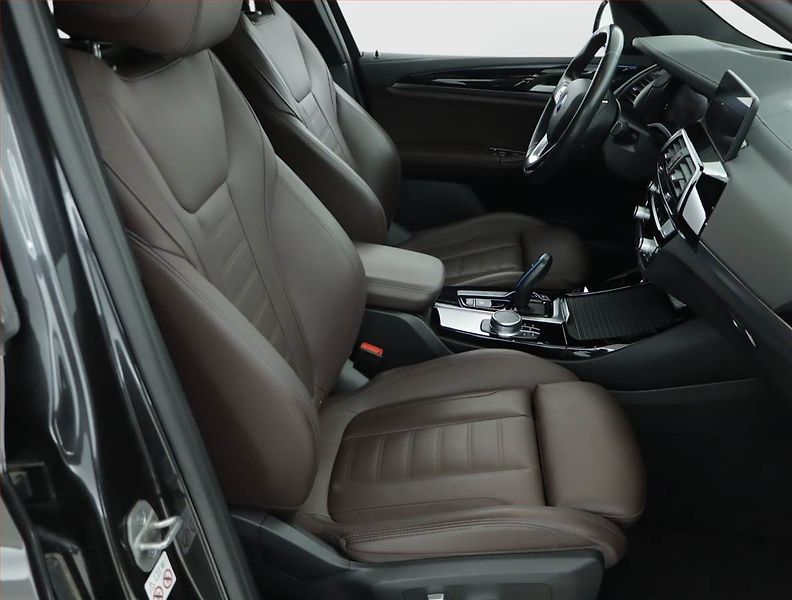 BMW iX3 (2021) Impressive 80 kWh, SoH 100% - fotka 9 z 21