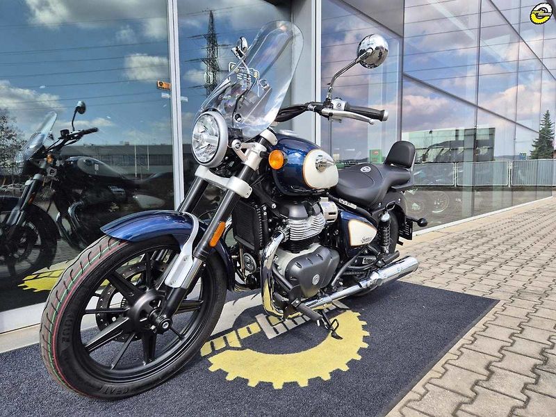 Royal Enfield Super Meteor 650 (2026) - fotka 8 z 22