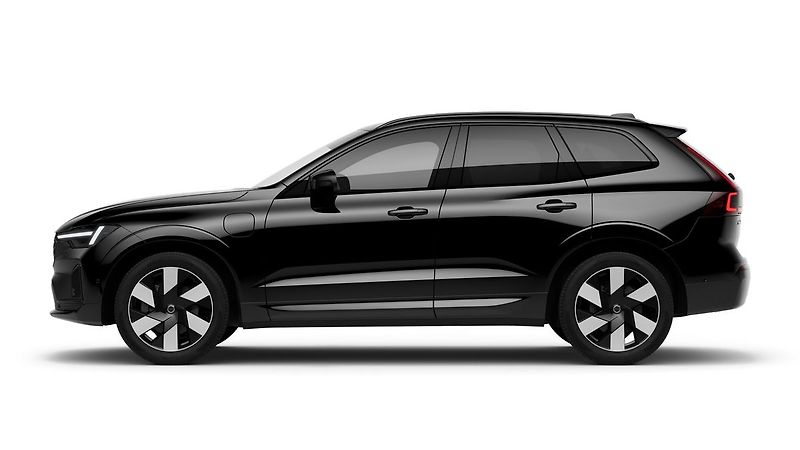 Volvo XC60 ULTRA DARK T6, 360°, PANORAMA, - fotka 2 z 7
