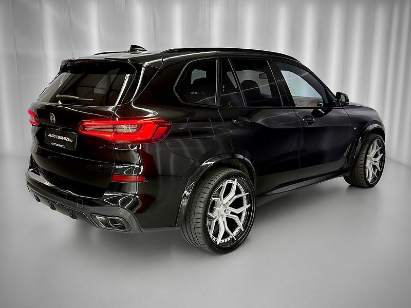 BMW X5 M50i 457KW COMPETITION, VZDUCH - fotka 6 z 25