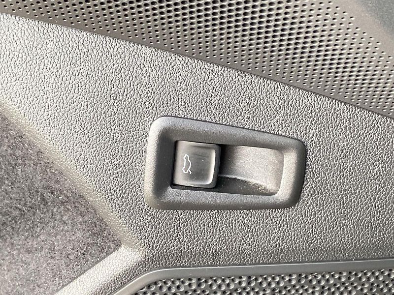 Škoda Kodiaq (2024) 2.0 TDI 4x4 DSG Exclusive Sele - fotka 26 z 41