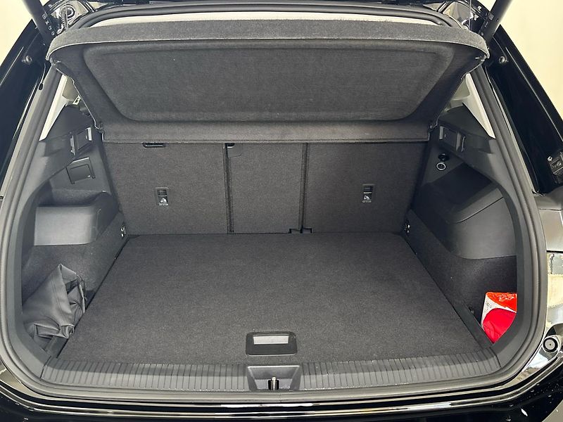 Volkswagen Tiguan Life - fotka 10 z 30