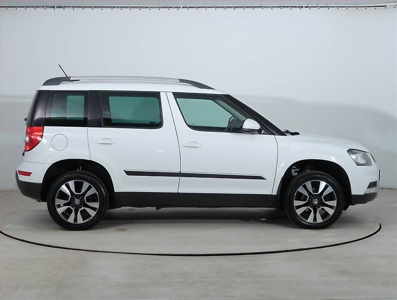 Škoda Yeti (2016) Laurin&Klement 2.0 TDI, 4X4 - fotka 6 z 23
