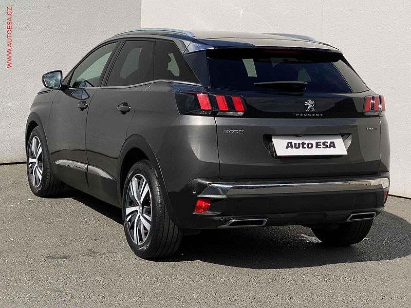 Peugeot 3008 (2017) 1.6 THP, GT Line, AT, LED - fotka 6 z 17