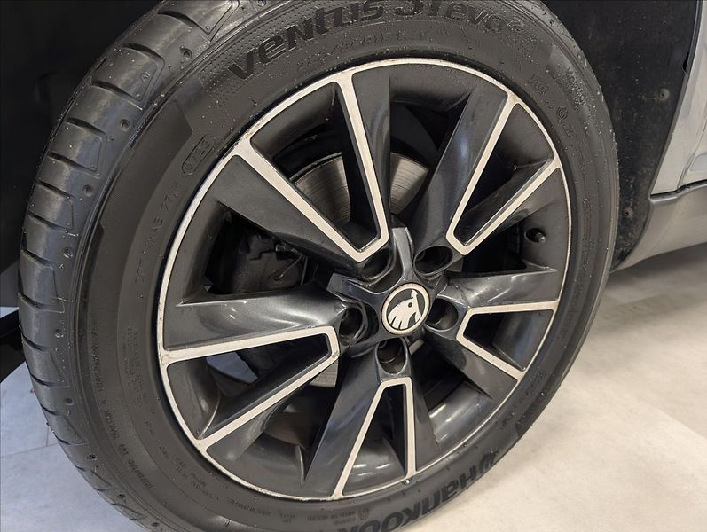 Škoda Yeti 2.0 TDI 4X4 ELEGANCE - fotka 5 z 29
