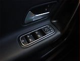 Mercedes-Benz Třídy A (2019) A 180 d, Automat, Kůže, Navi - náhled 25
