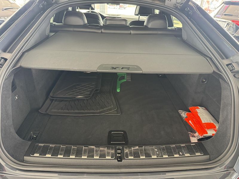 BMW X6 (2019) 40i REZERVACE - fotka 25 z 43
