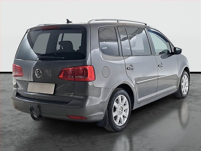 Volkswagen Touran (2012) 2.0 TDI, Automat, Tempomat - fotka 5 z 19