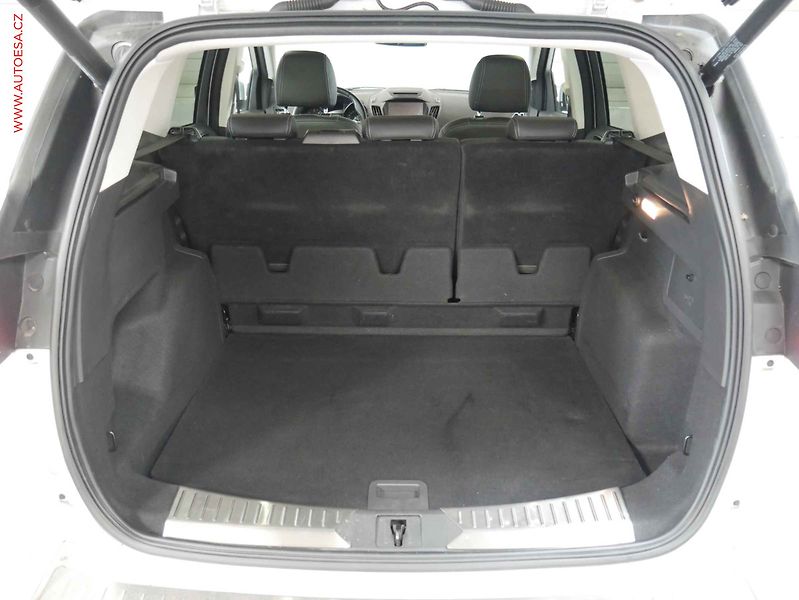 Ford Kuga (2016) 2.0 TDCi 4x4, Individual, AT - fotka 7 z 22