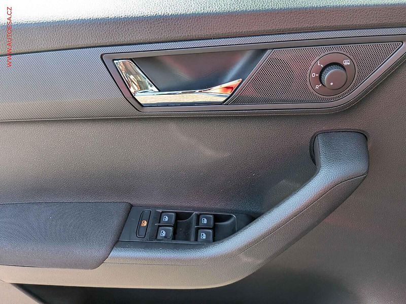 Škoda Fabia (2020) 1.0TSi, ČR, LED, AC - fotka 12 z 16