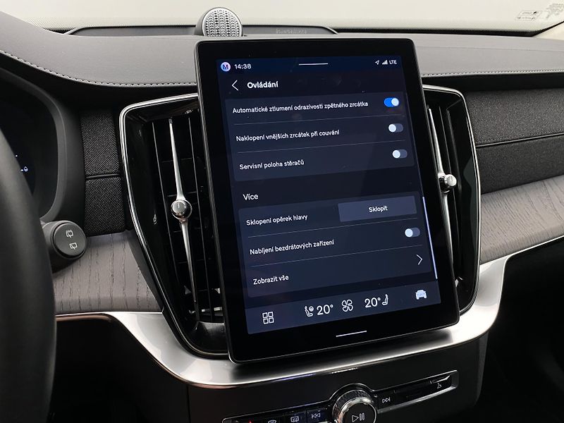 Volvo XC90 T8 RECHARGE BRIGHT ULTRA 7míst - fotka 56 z 70