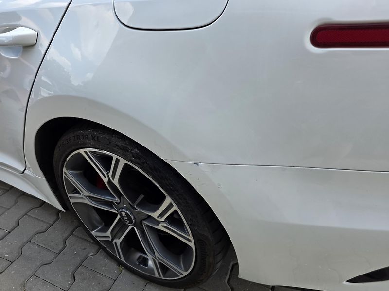 Kia Stinger 3.3-PANORAMA-AUTOMAT-KŮŽE - fotka 17 z 18
