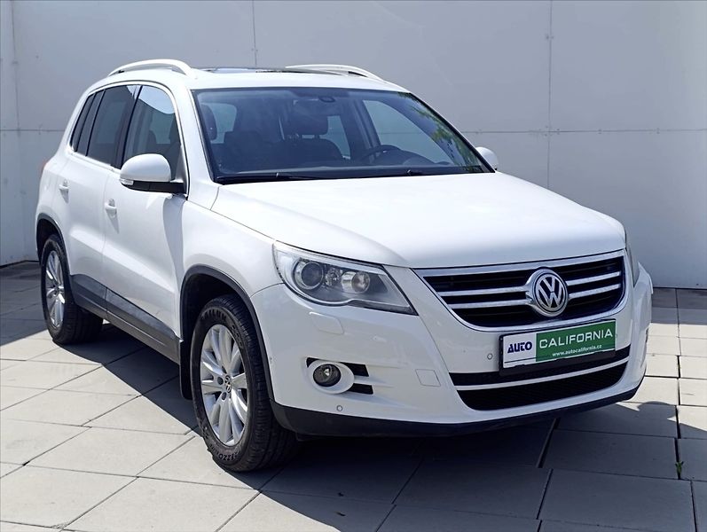 Volkswagen Tiguan 2,0 TDi DSG 4Motion Navi Tažné - fotka 4 z 40