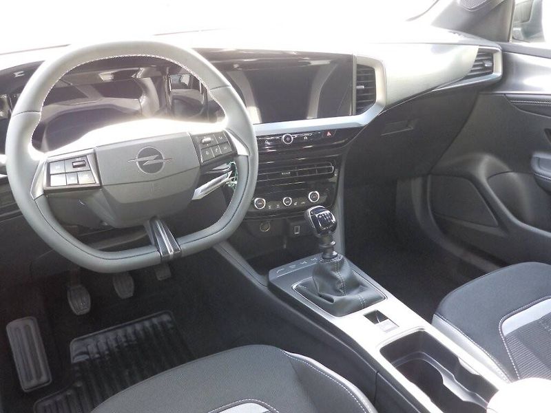 Opel Mokka (2026) GS GS 1.2 TURBO (100 kW/ - fotka 16 z 30