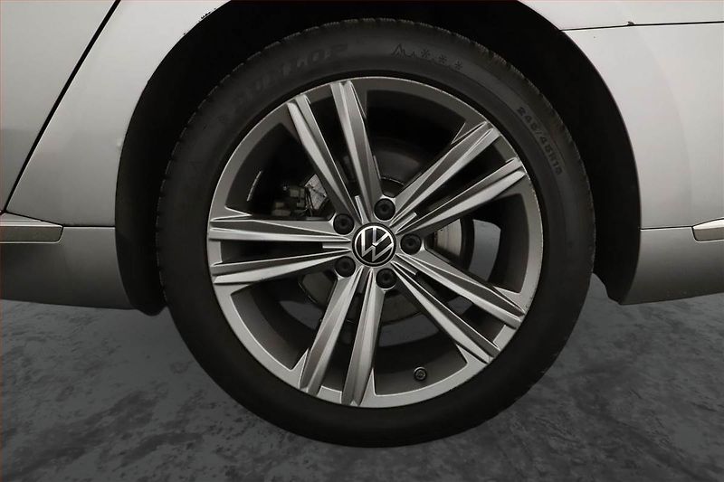 Volkswagen Arteon (2021) R-line 2.0 TDI - fotka 12 z 17