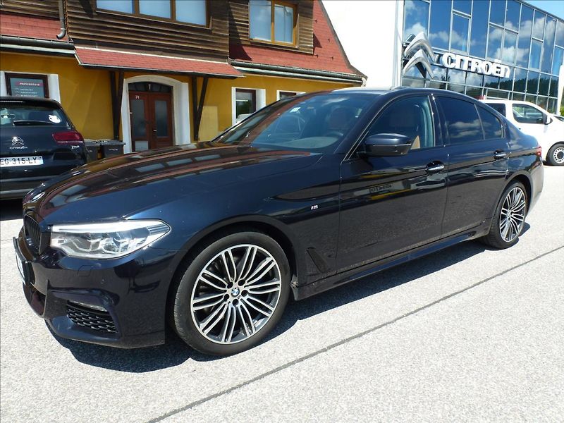 BMW Řada 5 3,0 D X-Drive M-Paket  Carbon - fotka 1 z 62