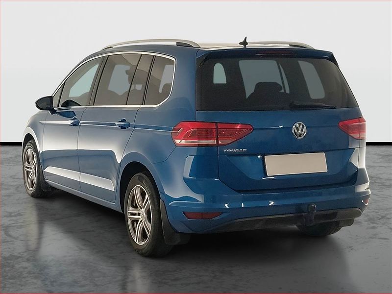 Volkswagen Touran (2020) 1.5 TSI - fotka 4 z 22