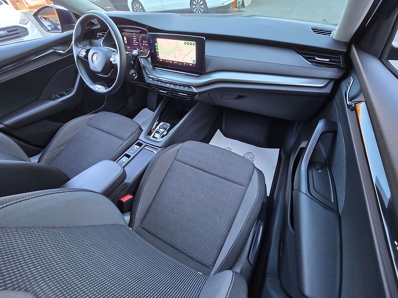 Škoda Octavia 1.4TSi 150kW iV DSG KAMERA - fotka 8 z 46