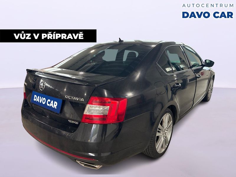 Škoda Octavia 2,0 TDI 135kW RS Xenon Navi - fotka 5 z 12