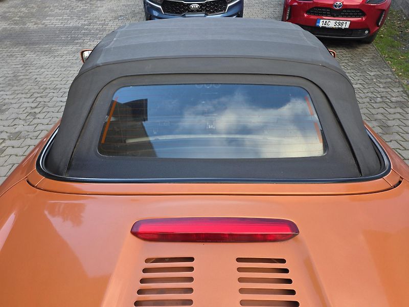 Toyota MR2 1.8-CABRIO - fotka 13 z 22