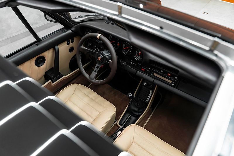 Porsche 911 SC - fotka 8 z 28